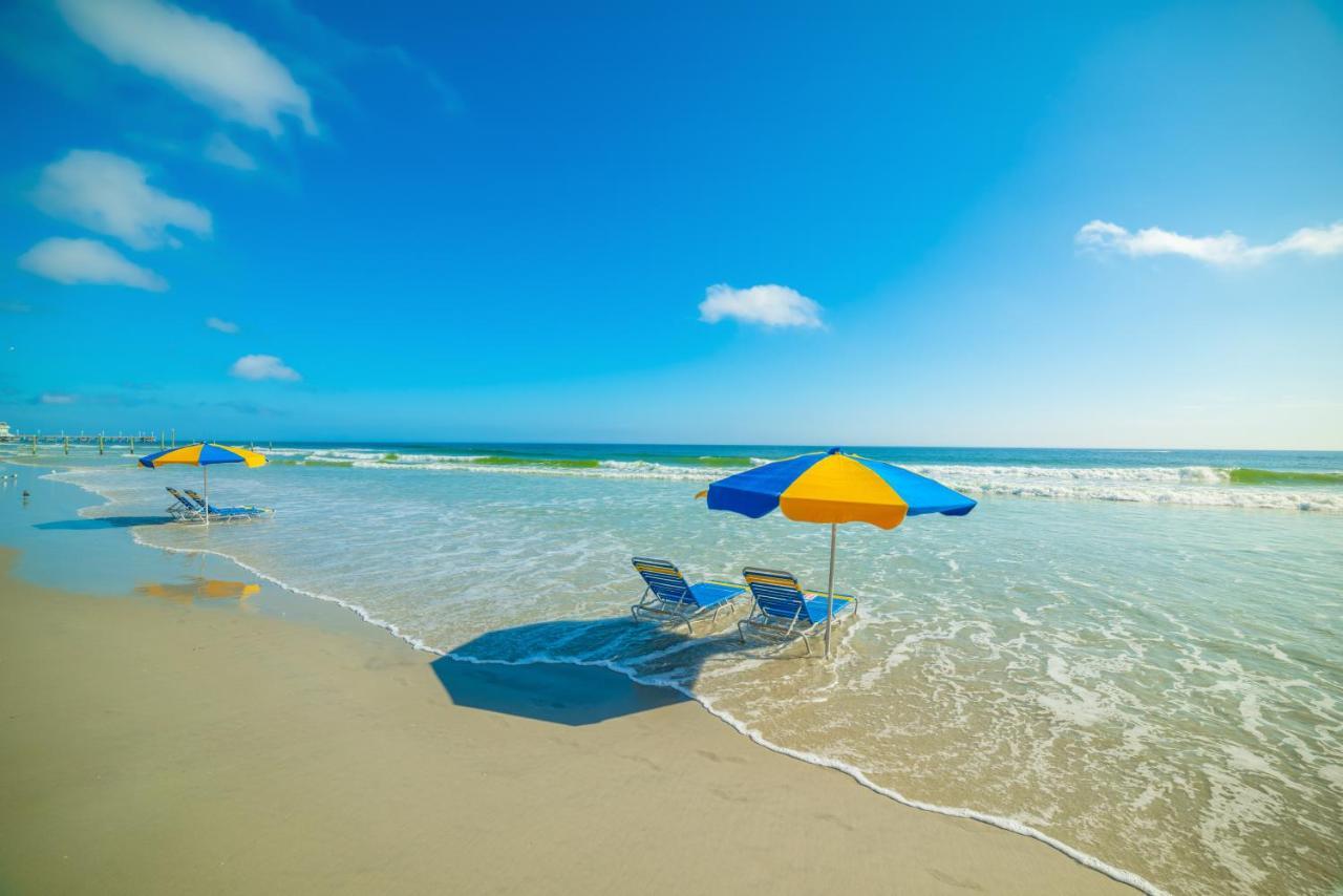 Newly Renovated Oceanfront Studio W/ Balcony - Daytona Beach Daire Dış mekan fotoğraf